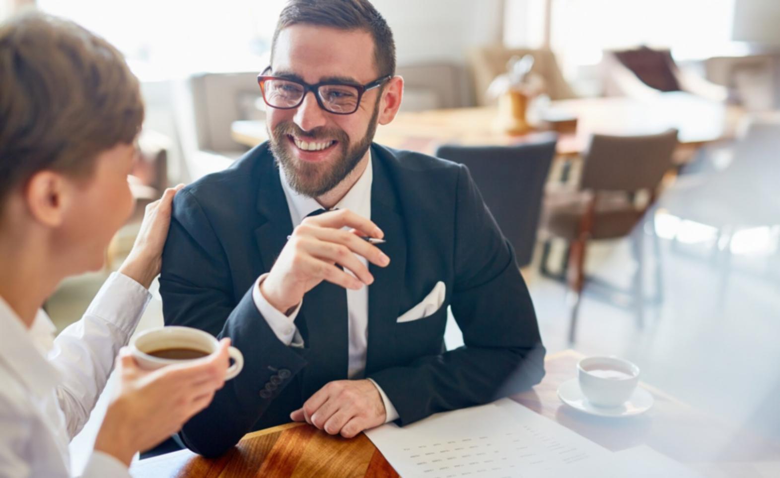 Sesión de trabajo sobre análisis financiero empresarial